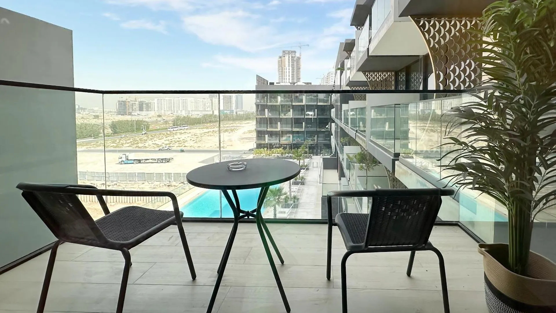 Trophy - Stardust Sanctum Suites W Pool View In Heart Of Jvc Dubai Apartment